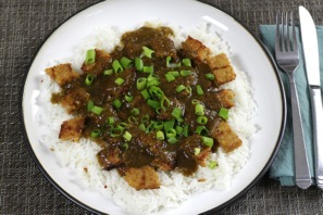 manchurian tempeh on rice