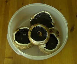 marinating portobello mushrooms