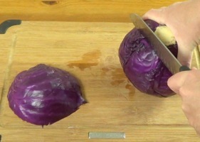 making the second cabbage slice
