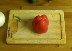 Pepper on the cutting board